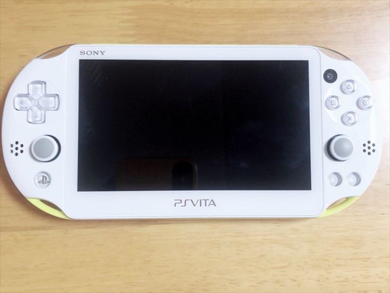 Ps Vita Lime Green White Console with 8GB memory card Wi-Fi Model Used in Japan
