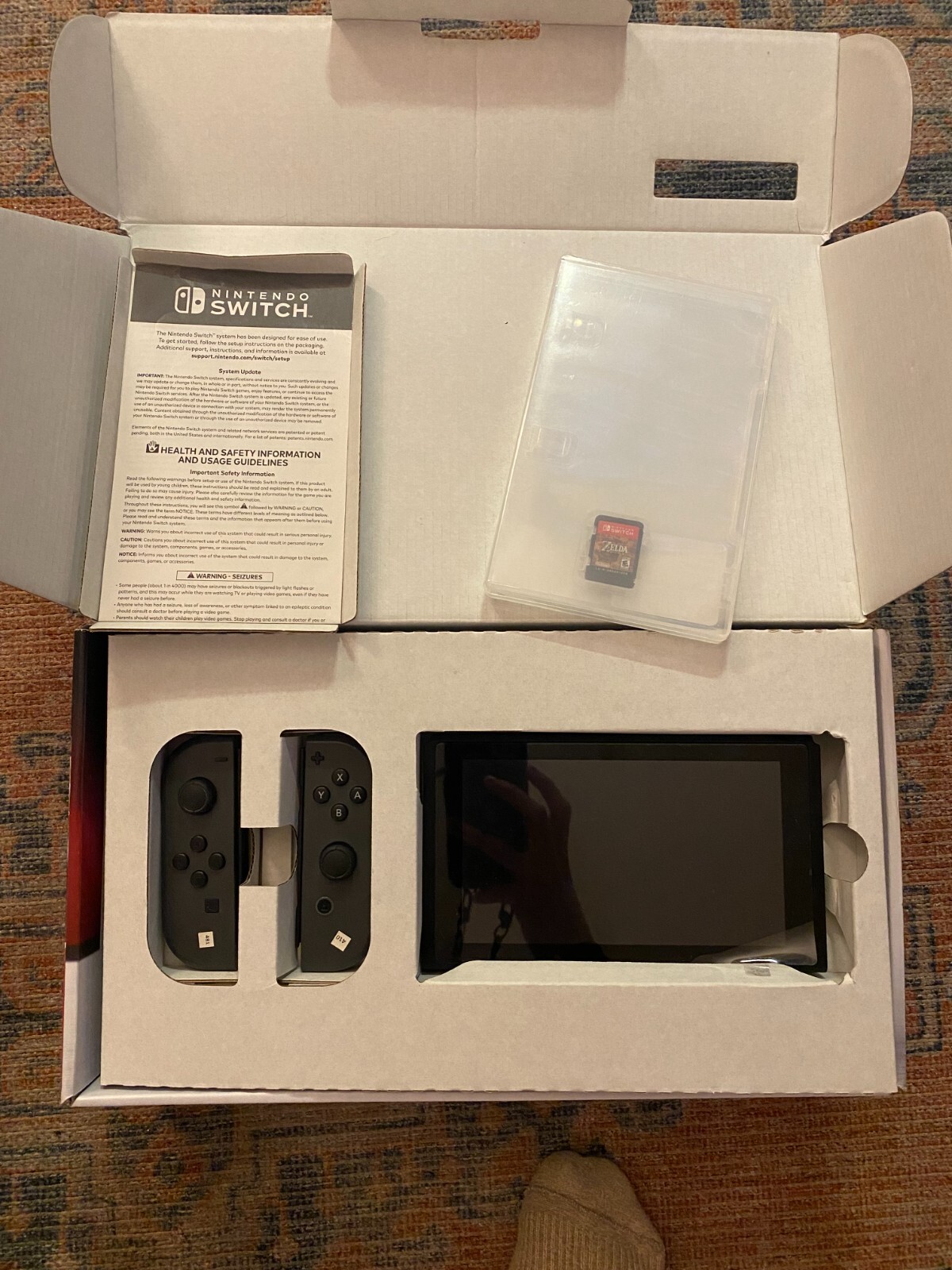Nintendo Switch Game Console – 32GB, Gray I PLAYED IT ONLY ONCE FOR AN HOUR