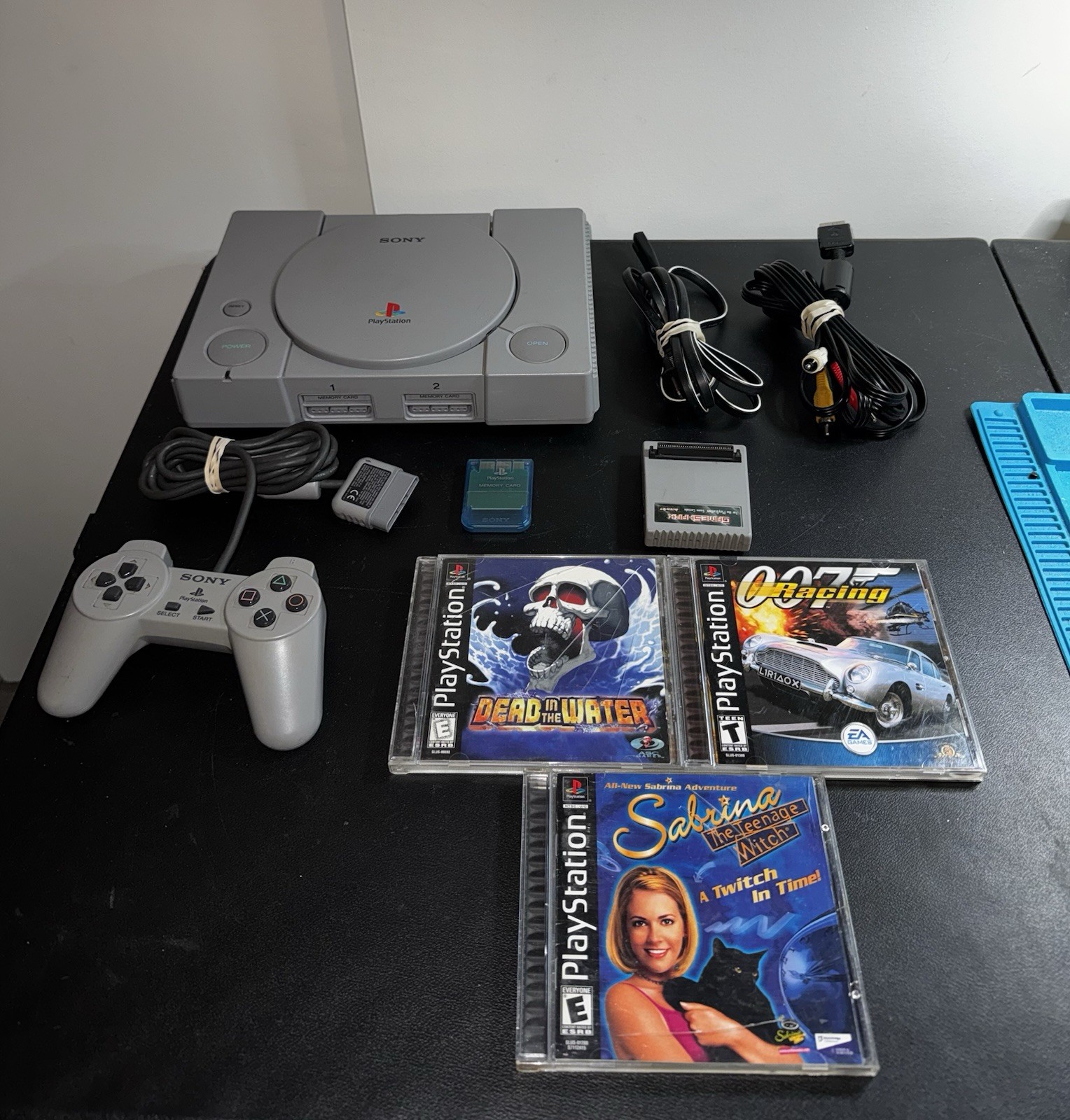 PlayStation 1 Console W/Controller Cables Games New Laser! Works Great PS1