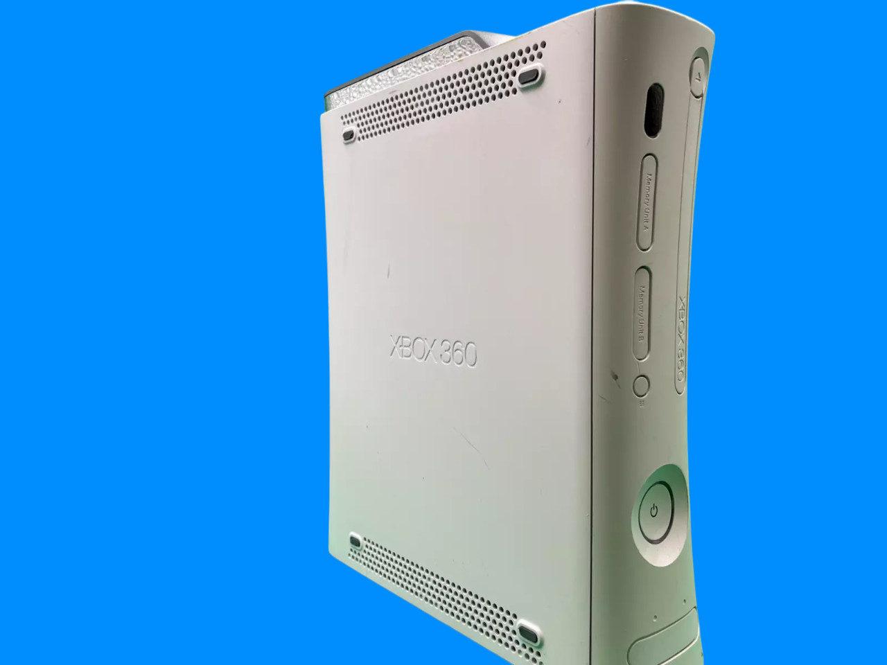 Microsoft Xbox 360 120GB Gaming Console, PAL Region, White, Used, Scratched