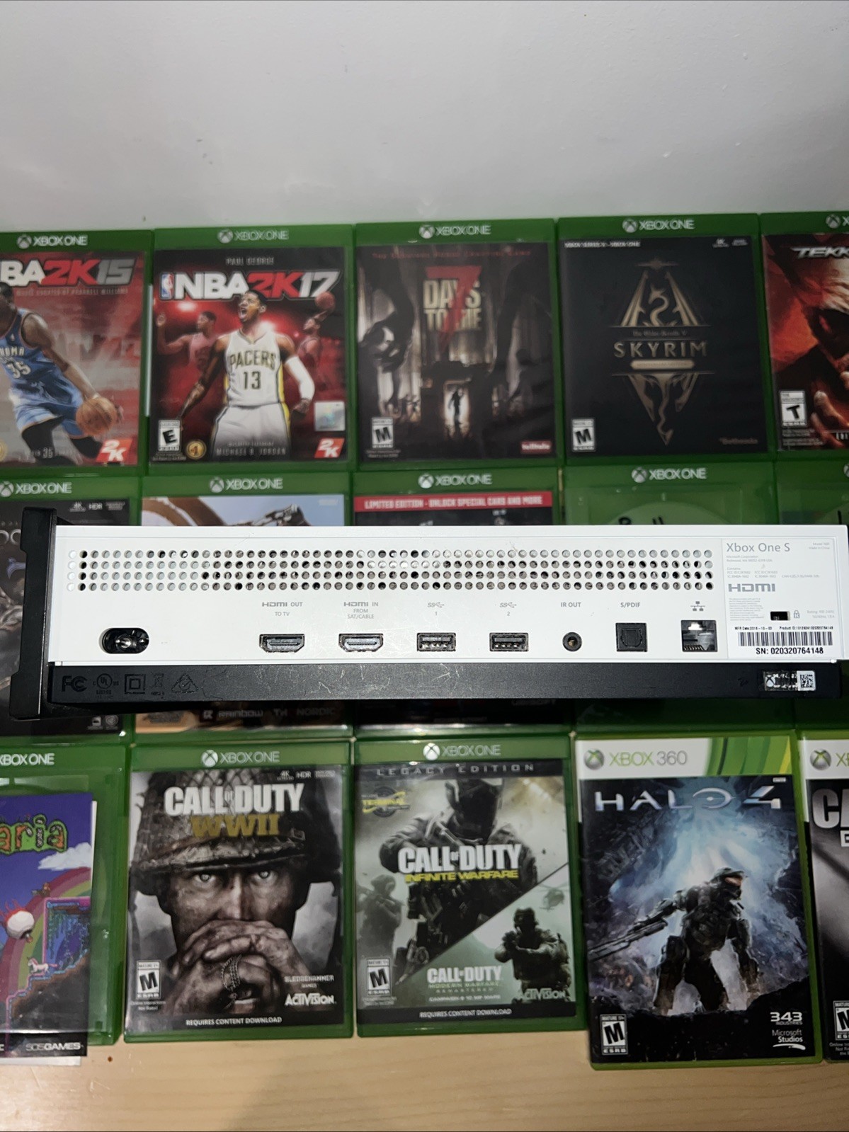 512 GB Xbox One S BUNDLE (No controller), 15 Games, Hyper X Cloud III