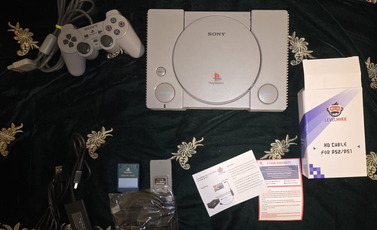 Sony PlayStation PS1 SCPH-7001 Console Bundle Controller HDMI Adapter Tested
