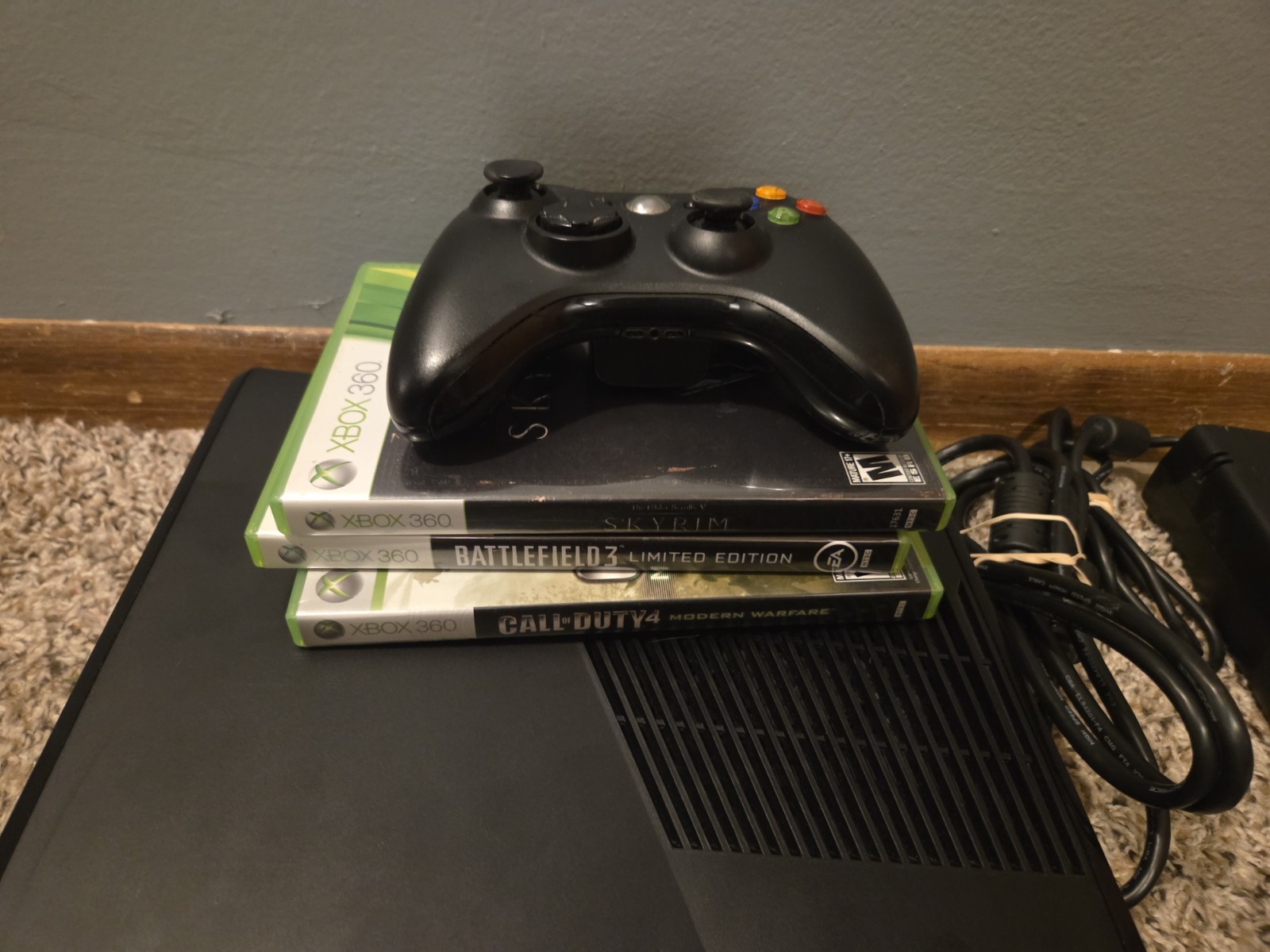 XBox 360 Slim Console 8 GAME MEGA BUNDLE!