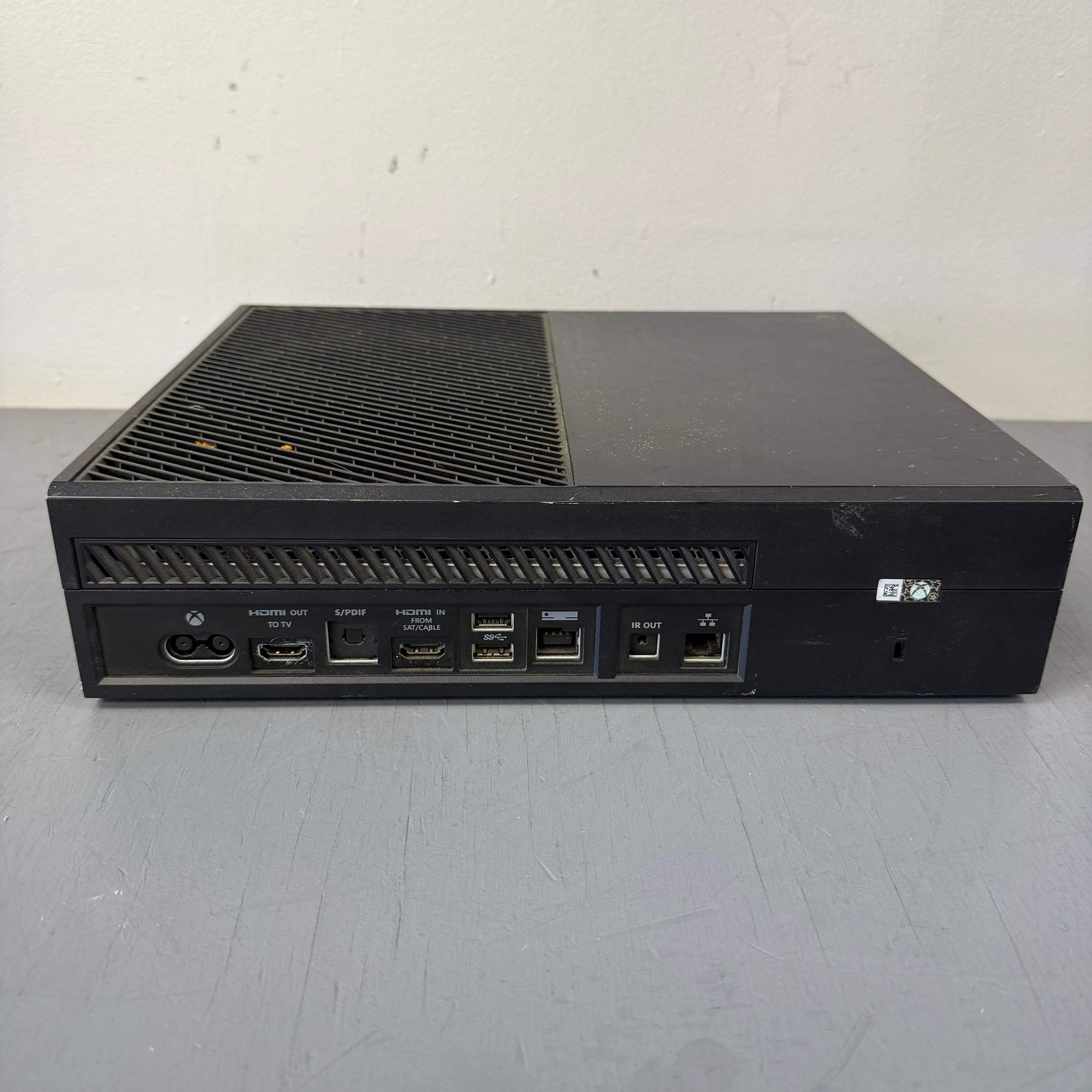 Microsoft Xbox One 500GB Console Gaming System Only Black 1540