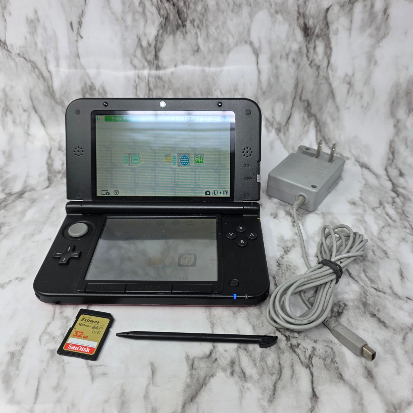 Nintendo 3DS XL Handheld Console Red/Black SPR-001 Stylus Charger 32GB SD Card