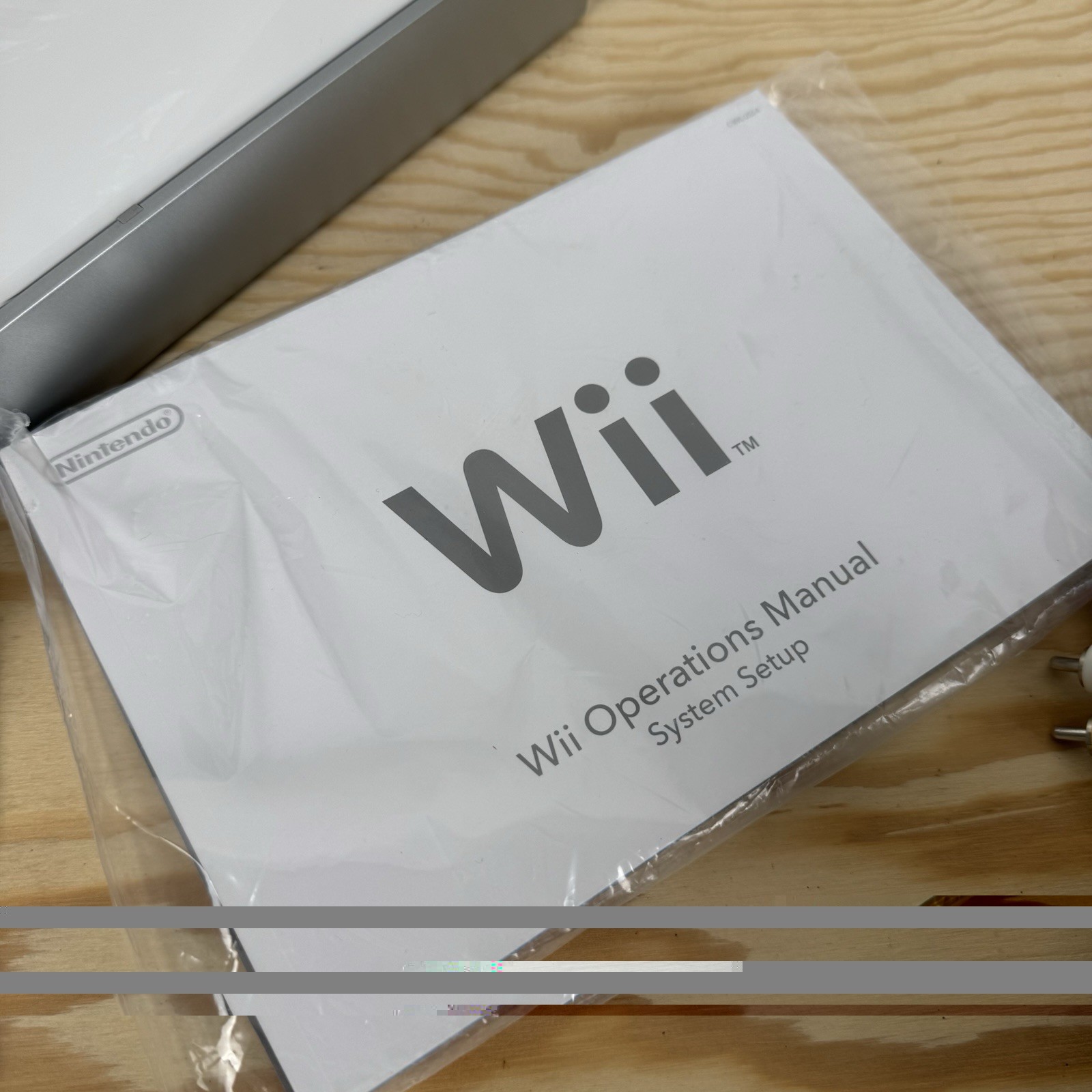 Nintendo Wii Console Bundle White Tested RVL-001 GameCube Compatible In Box