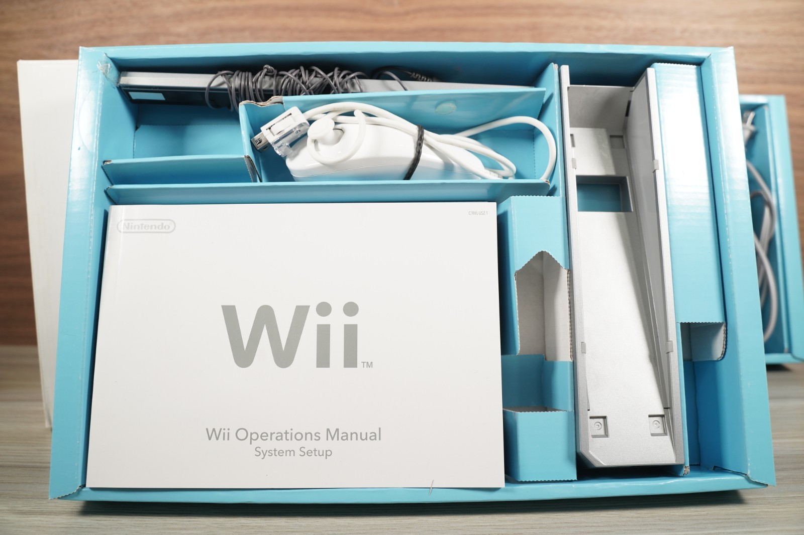 Nintendo Wii Console White Complete CIB with Wii Sports Bundle – Tested
