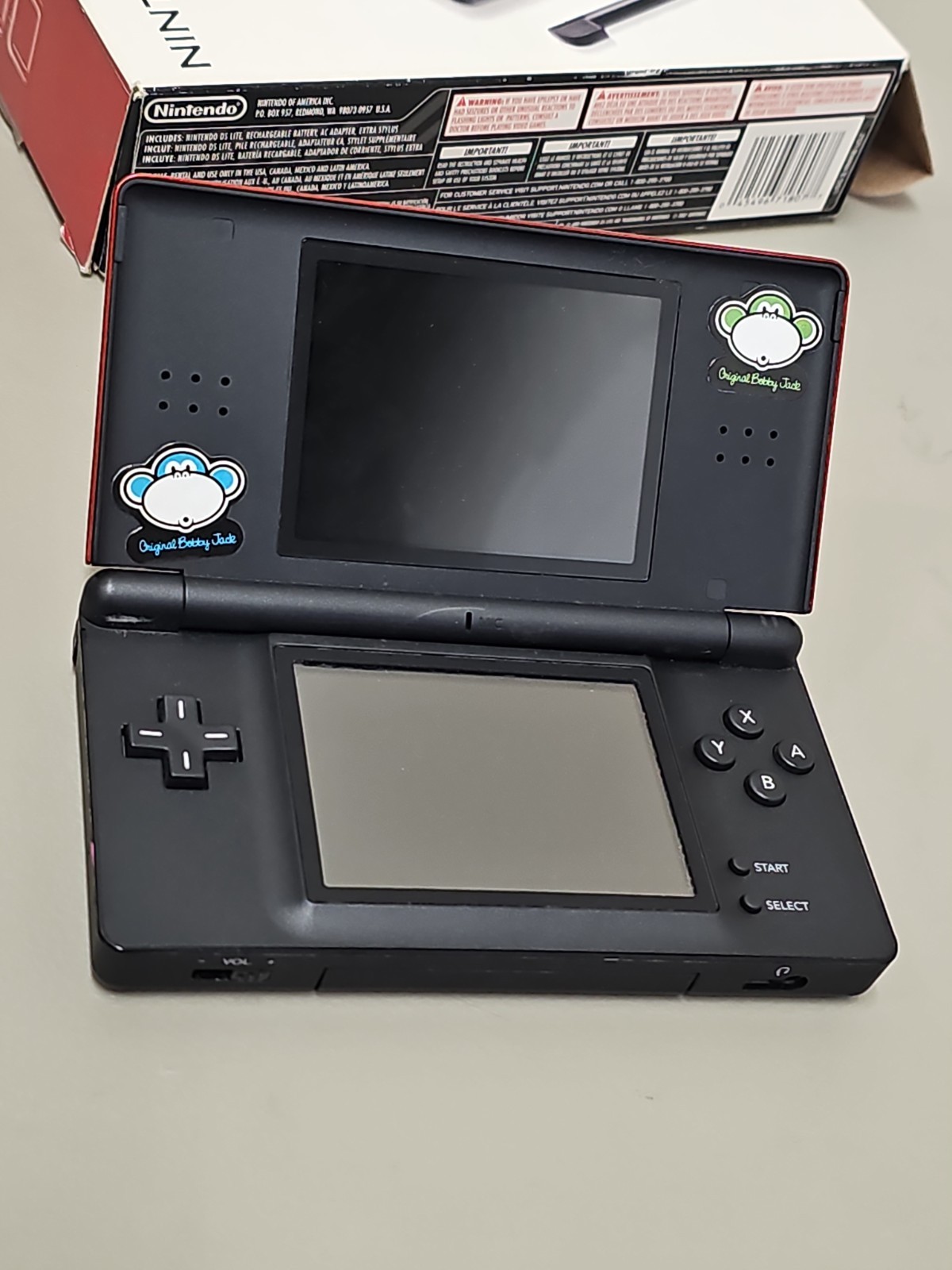 Nintendo DS Lite System Red/Black Console With Box Not Working