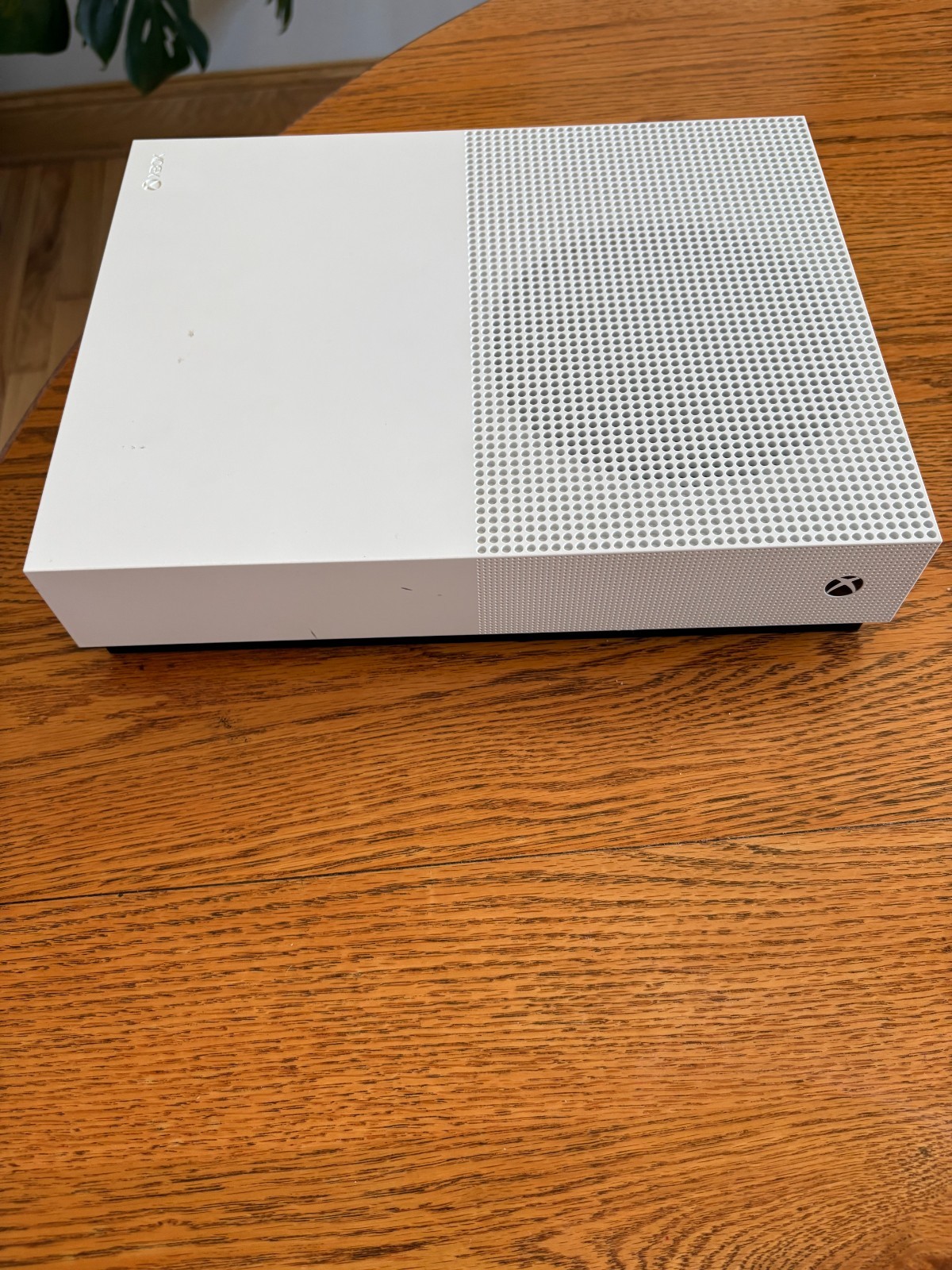 Microsoft Xbox One S All Digital Edition Console only, No drive, for parts