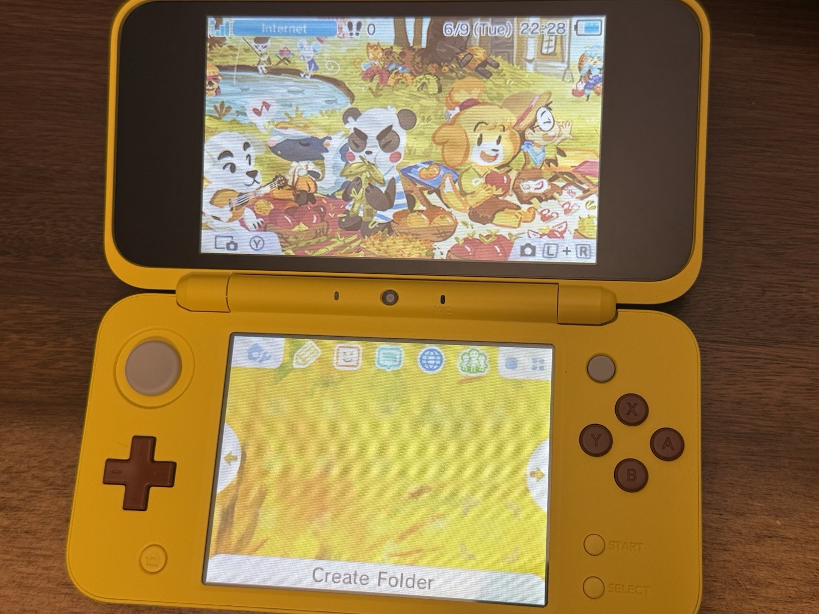 Nintendo New 2DS LL Pikachu Edition Pokemon Center Limited Complete Japan