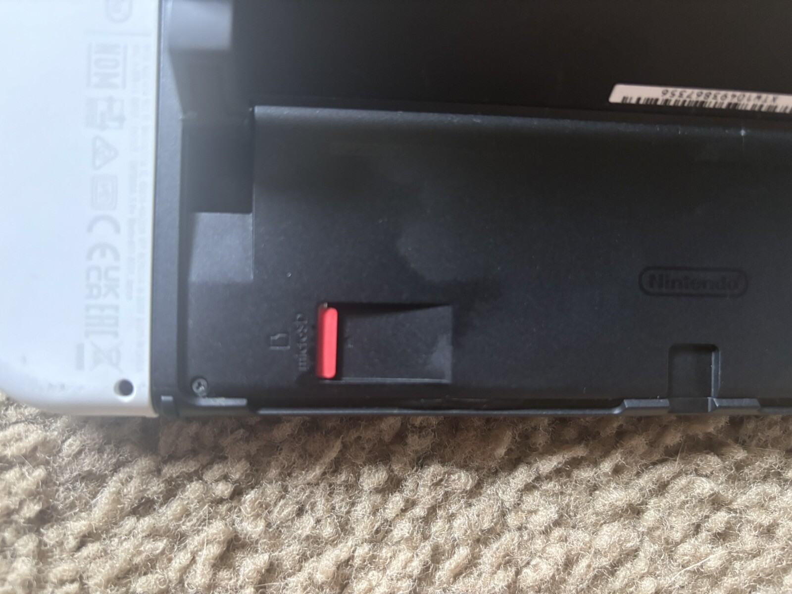 Nintendo Switch OLED Model – 64GB/White (HEGSKAAAA)