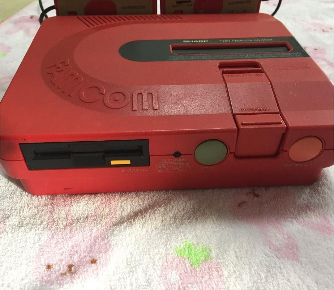 Sharp Twin Famicom console system Choose Red Black NTSC-J Nintendo