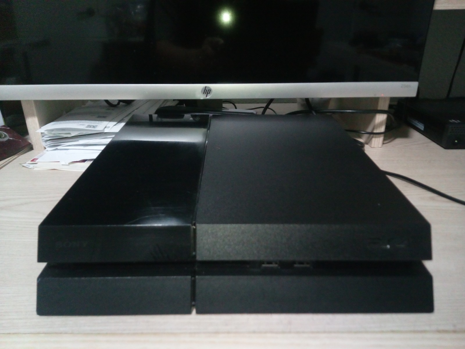Custom Green LED PS4 Console CUH-1001A-500GB-Black DualShock 4 Controller