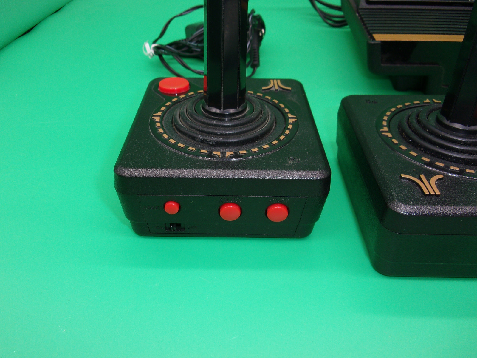Atari Flashback 5 Classic Game Console With 2 Controllers & Power Cord – Tested
