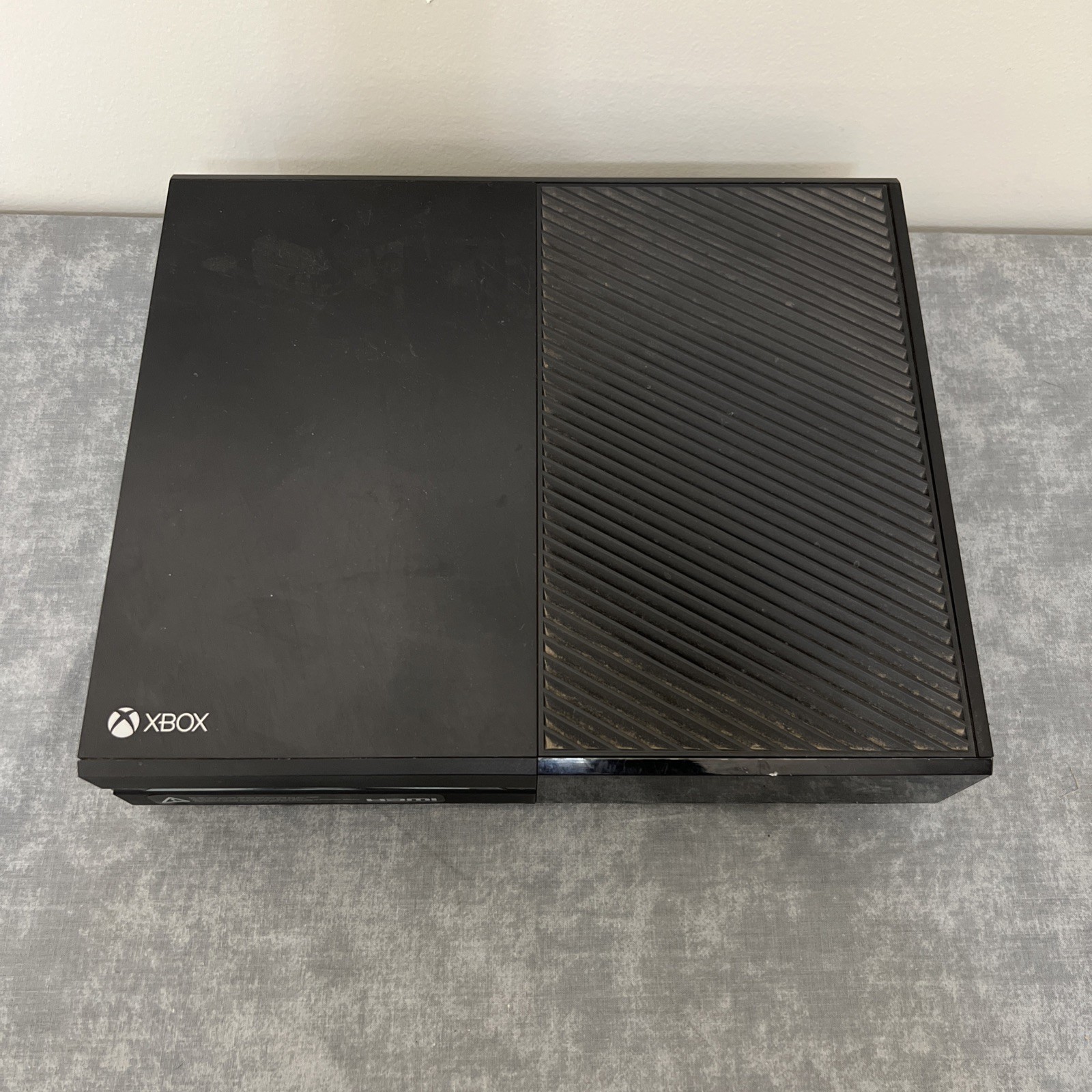 Microsoft Xbox One 500GB Console Black 1540 Controller, Power Cord And 5 Games