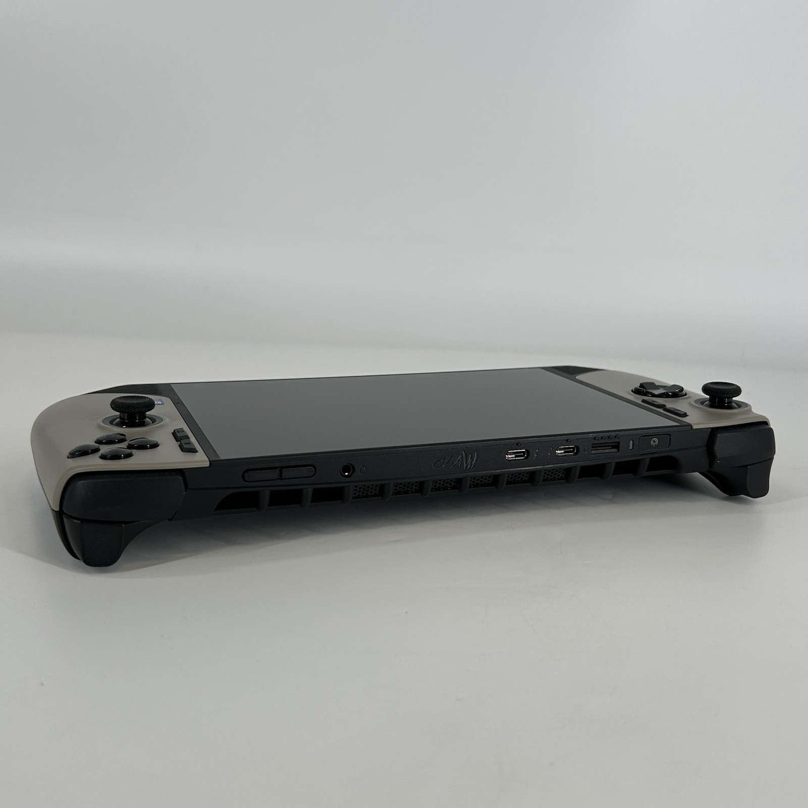 MSI Claw 8 AI+ Handheld Console Sandstorm 1TB w/ Case & Charger – Excellent