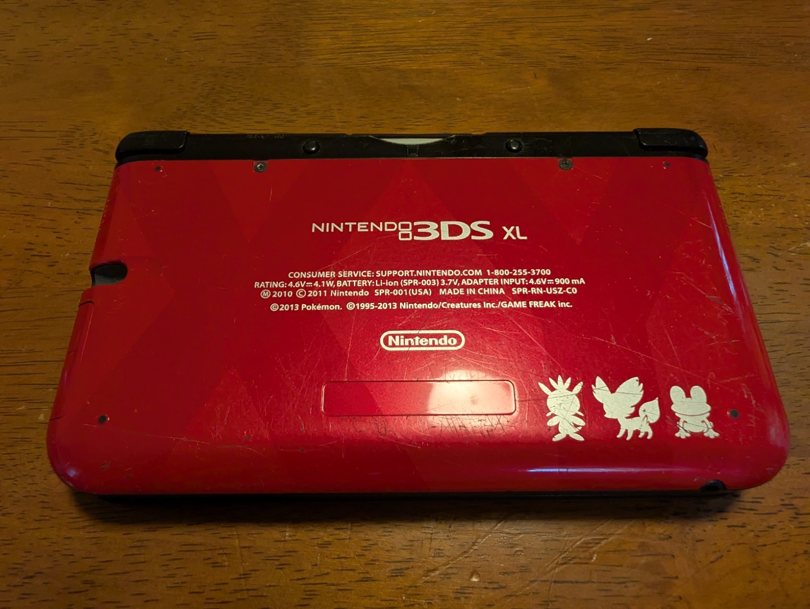 Nintendo 3DS XL Pokemon Limited Edition Red/Black NO STYLUS