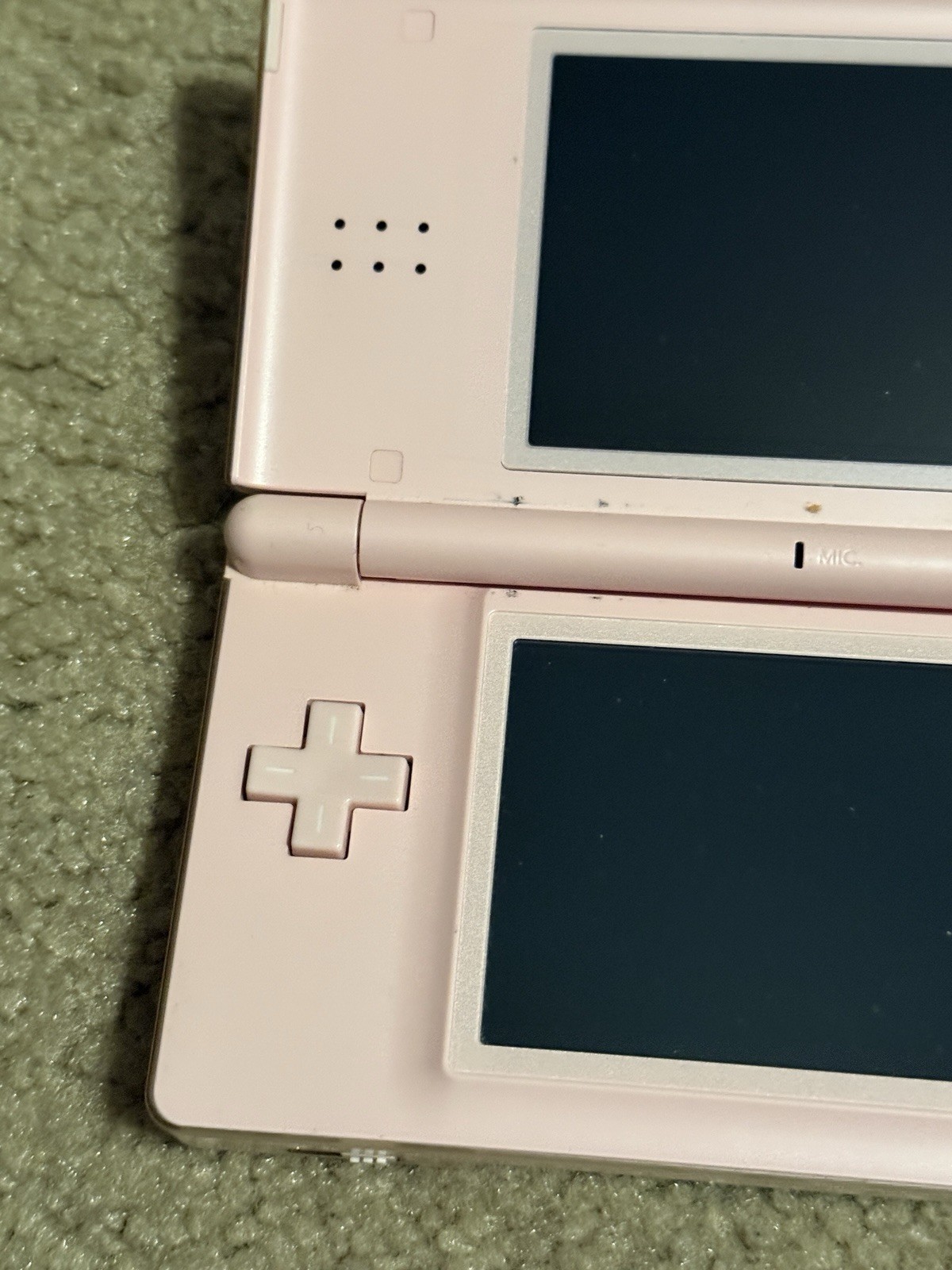 Nintendo DS Lite Video Game Console – Metallic Rose – BROKEN / For Parts Repair