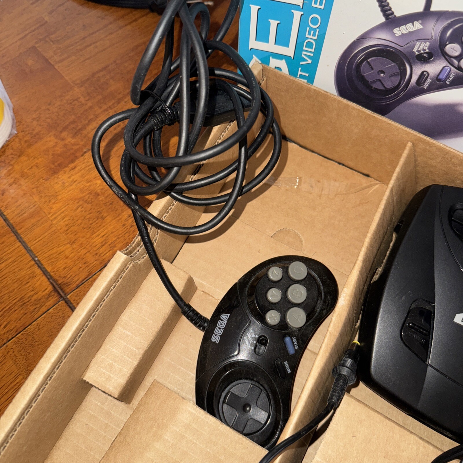 SEGA Genesis Model 3 Core Boxed System Bundle 26 Games Sonic2 Joe & Mac ++++