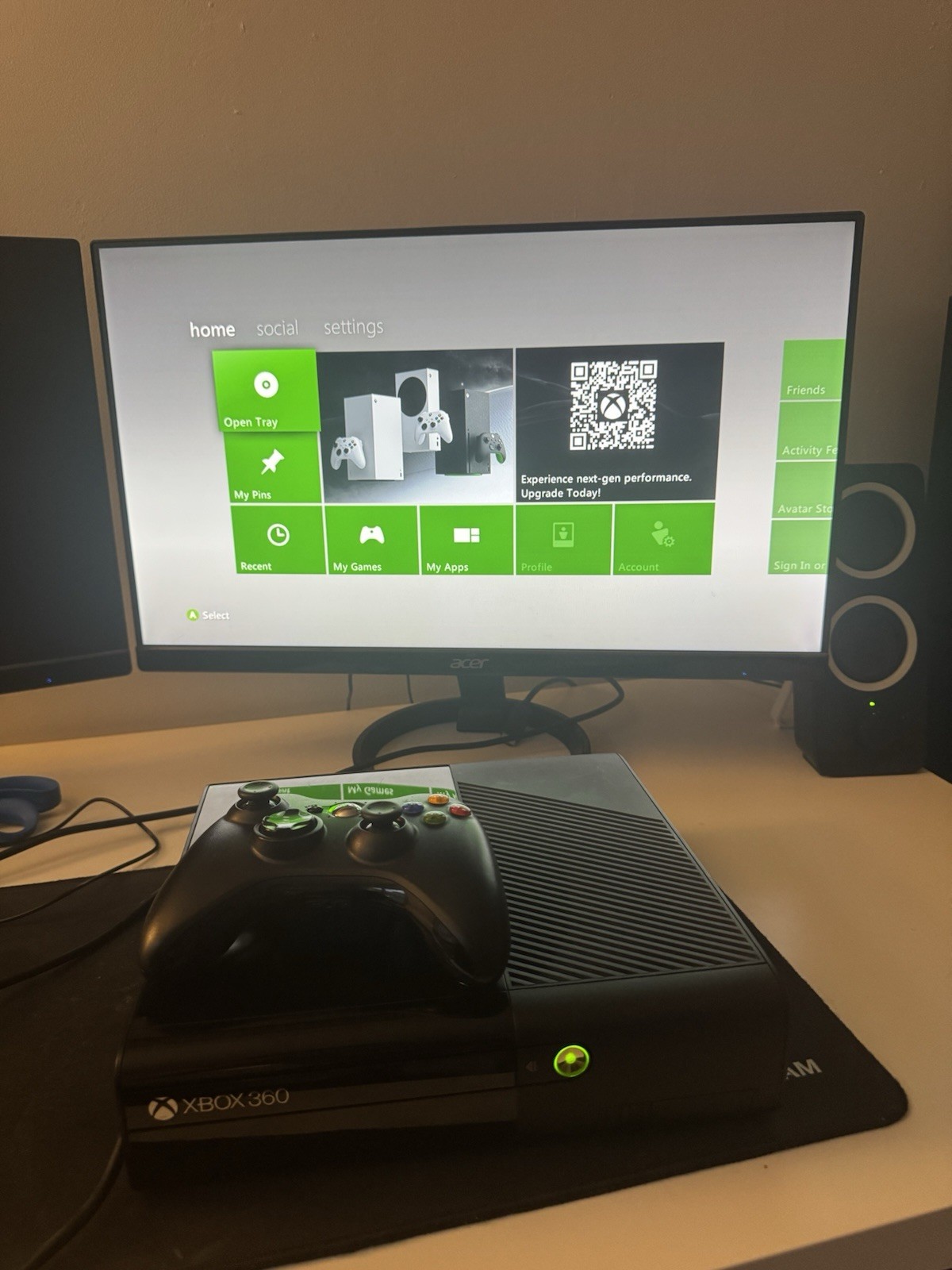 Microsoft Xbox 360 E 320GB Console Bundle OEM + Wired Controller TESTED-WORKING