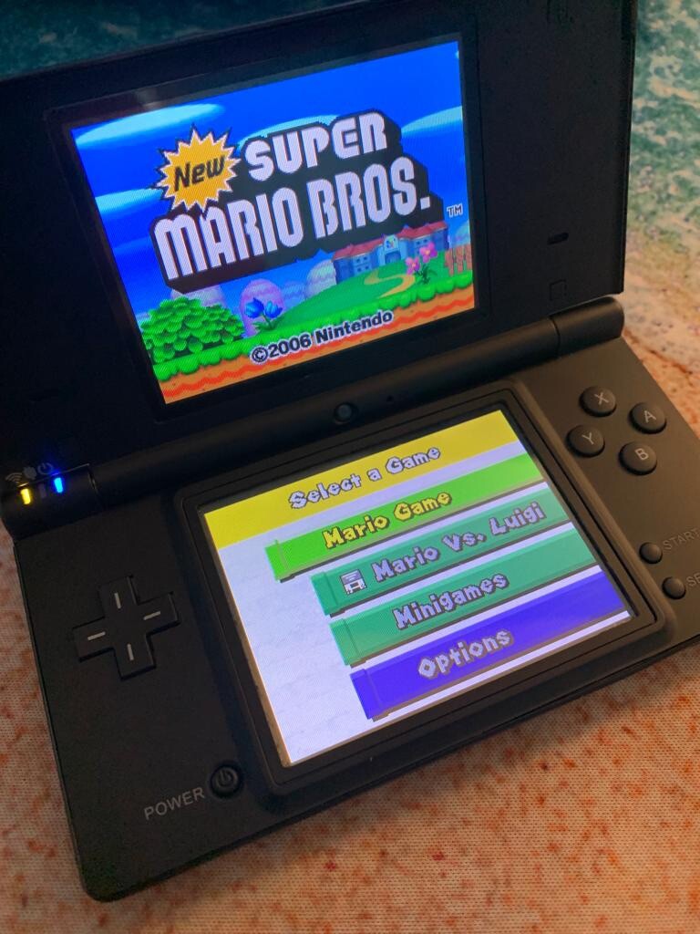 View Description – Nintendo DSi Launch Edition Black Handheld System