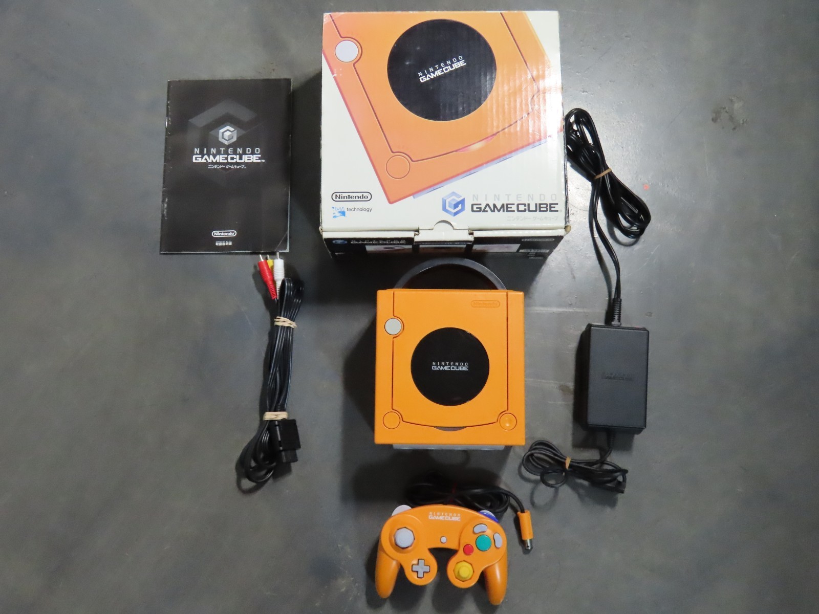 Nintendo GameCube Console CIB Orange Spice RECAPPED, NEAR MINT SHELL, USA REGION