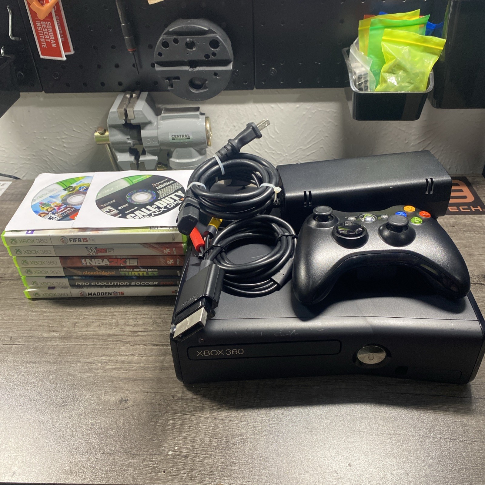 Microsoft Xbox 360 S Slim Console Bundle 1 Controller 8 Games & Cables Tested!
