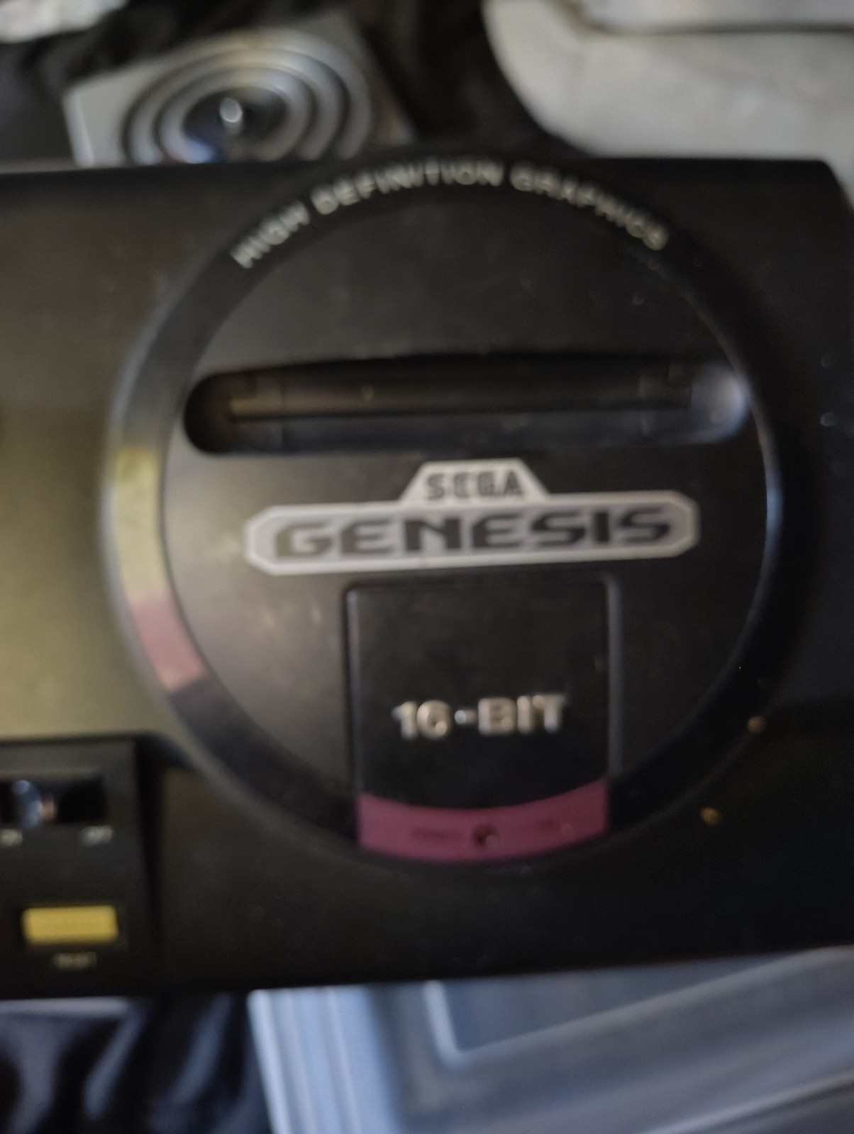 Sega Genesis Mk-1601 Video Game Console w/One Controller (Original)
