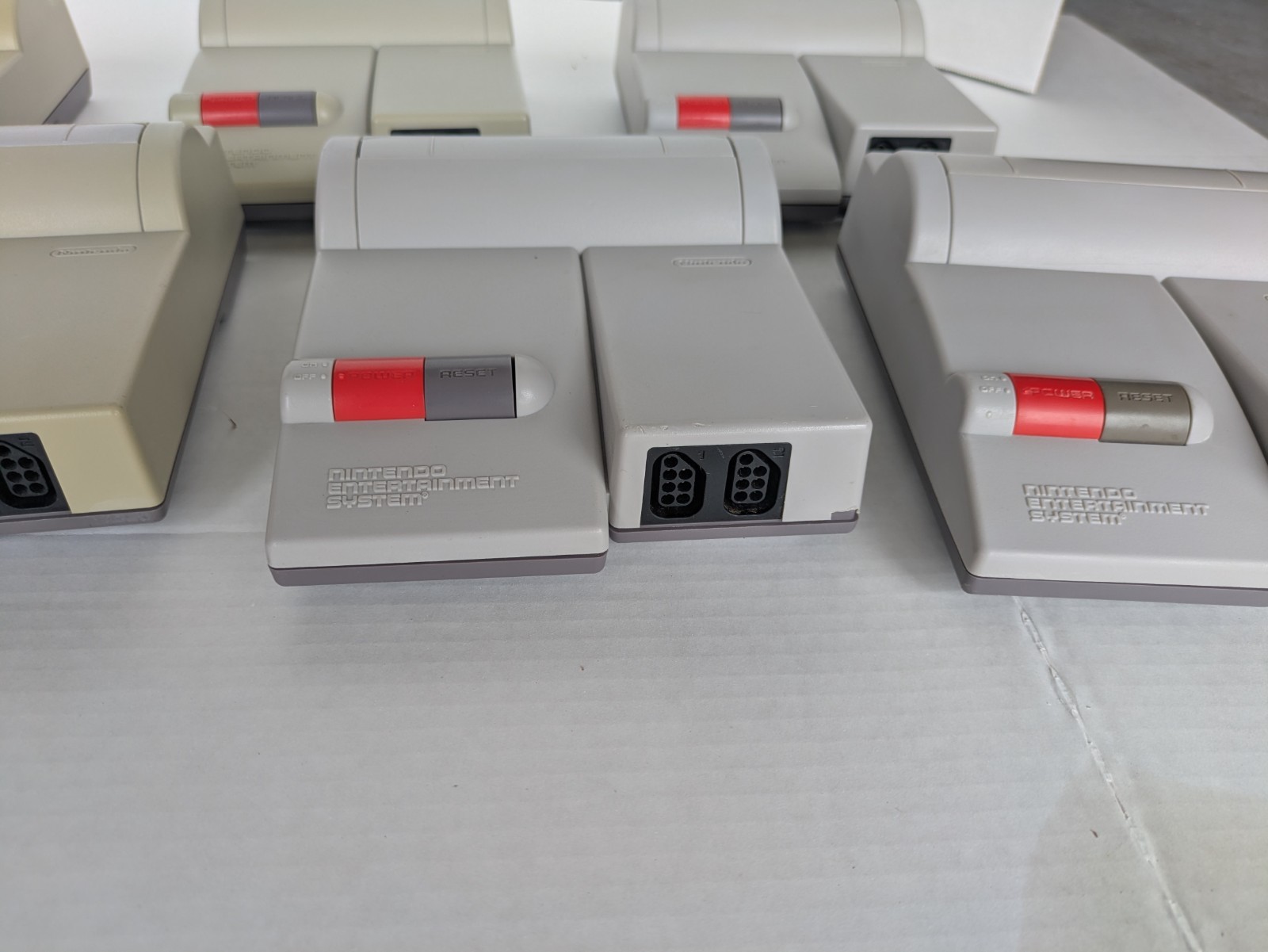 Nintendo NES Toploader. Nes-101. New Caps, Composite Multi-out & Power light!