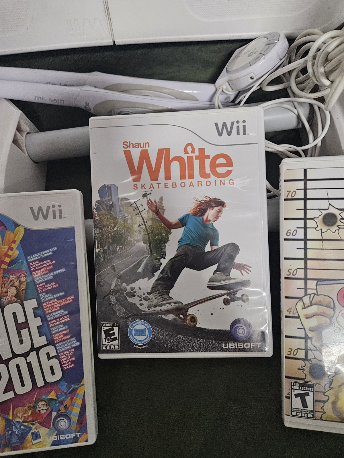 Nintendo Wii Console Bundle 5 Games -Guitar -Drums Zapper Wheel Fit + Board- CIB