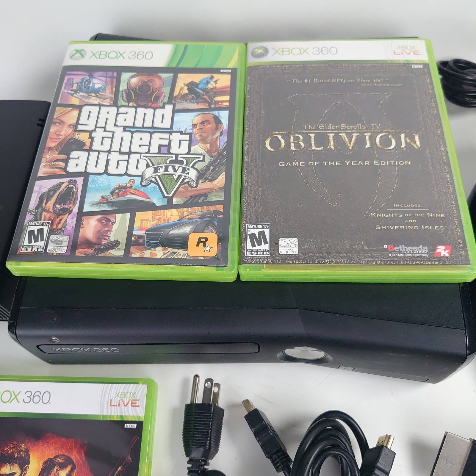 Microsoft Xbox 360 S 250GB Bundle 2 Controllers 3 Games HDMI A/V GTA 5 Oblivion