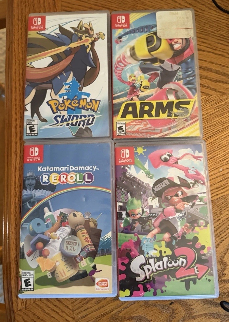 Nintendo Switch Pokémon Edition Bundle