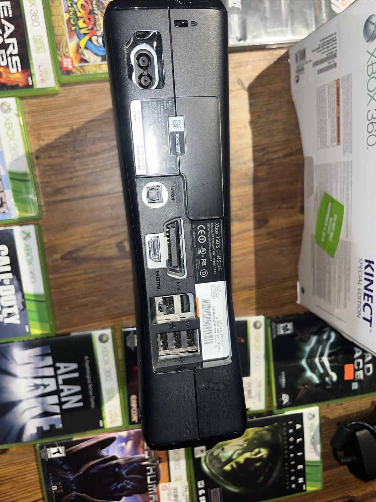 Microsoft Xbox 360 S 250gb Slim & Games – Console Box Cords Kinect Lot Bundle