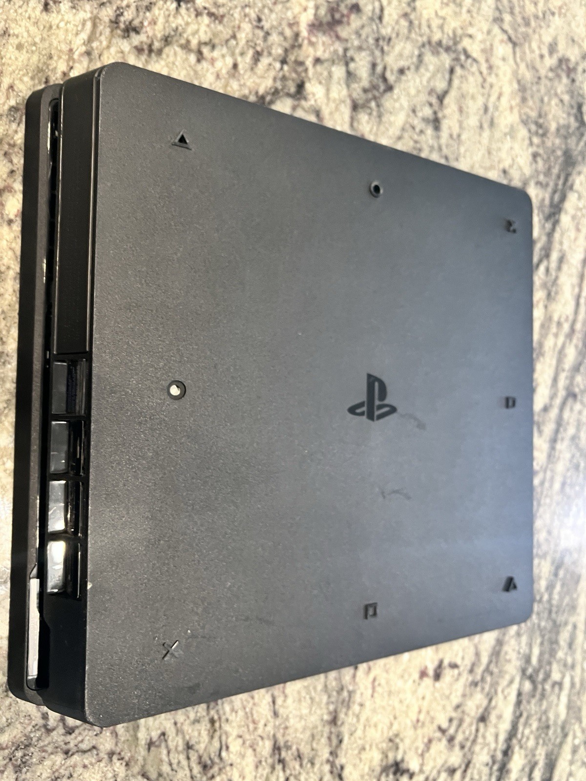 Sony PlayStation 4 PS4 Slim 1TB Black CUH-2115B Bundle Controller Game Cords