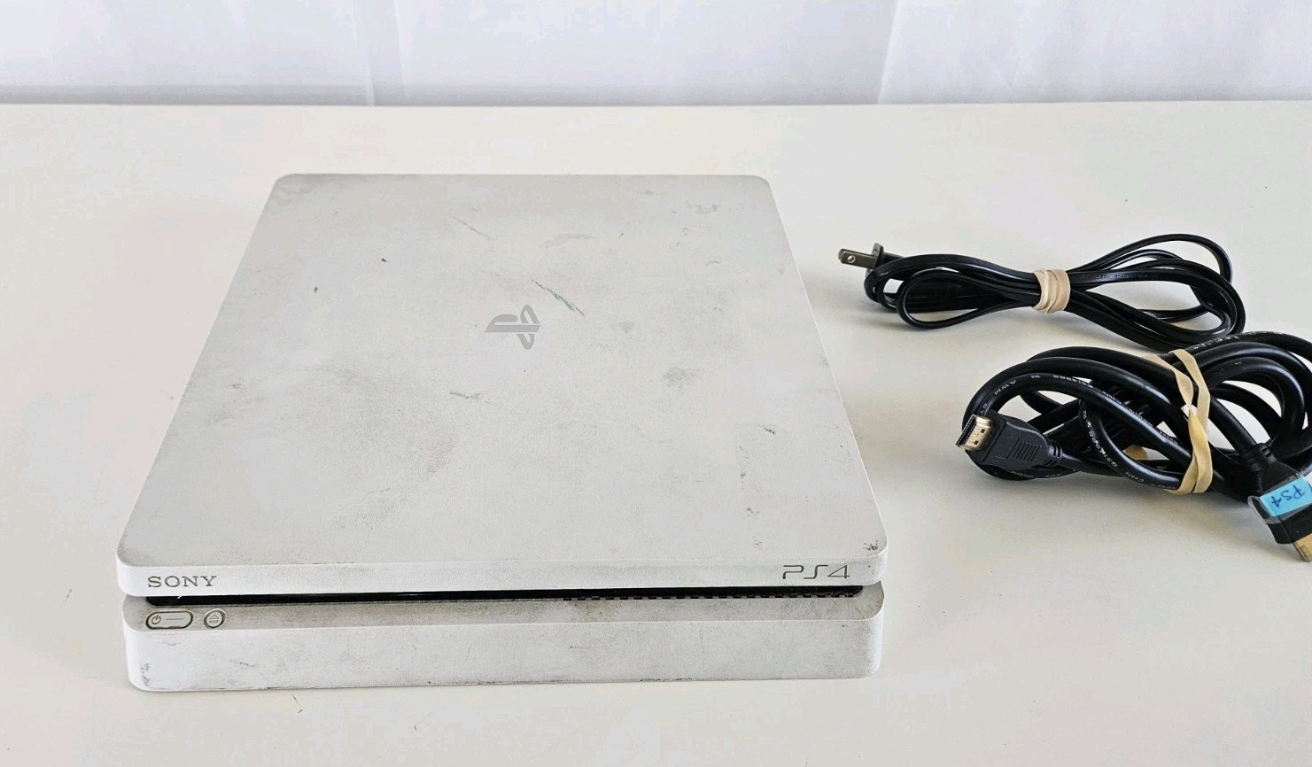 Sony Playstation 4 Slim 500GB Console – CUH-2015A – White PS4 – Slow Tray – Read