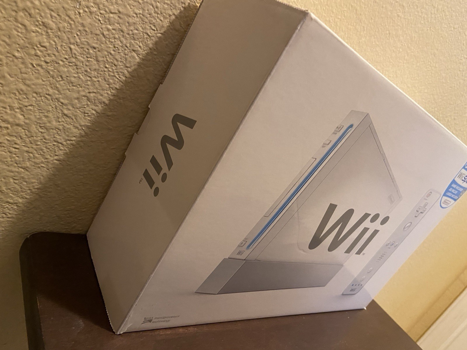 Nintendo Wii (Complete In Box Console, 2006) W/ Wii Sports & Other Games