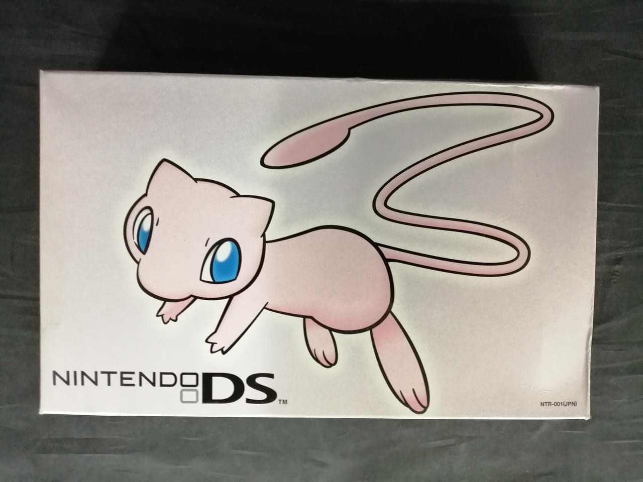 [Rare] Nintendo DS Mew Edition Pokémon Center NTR-S-PC2 A3142