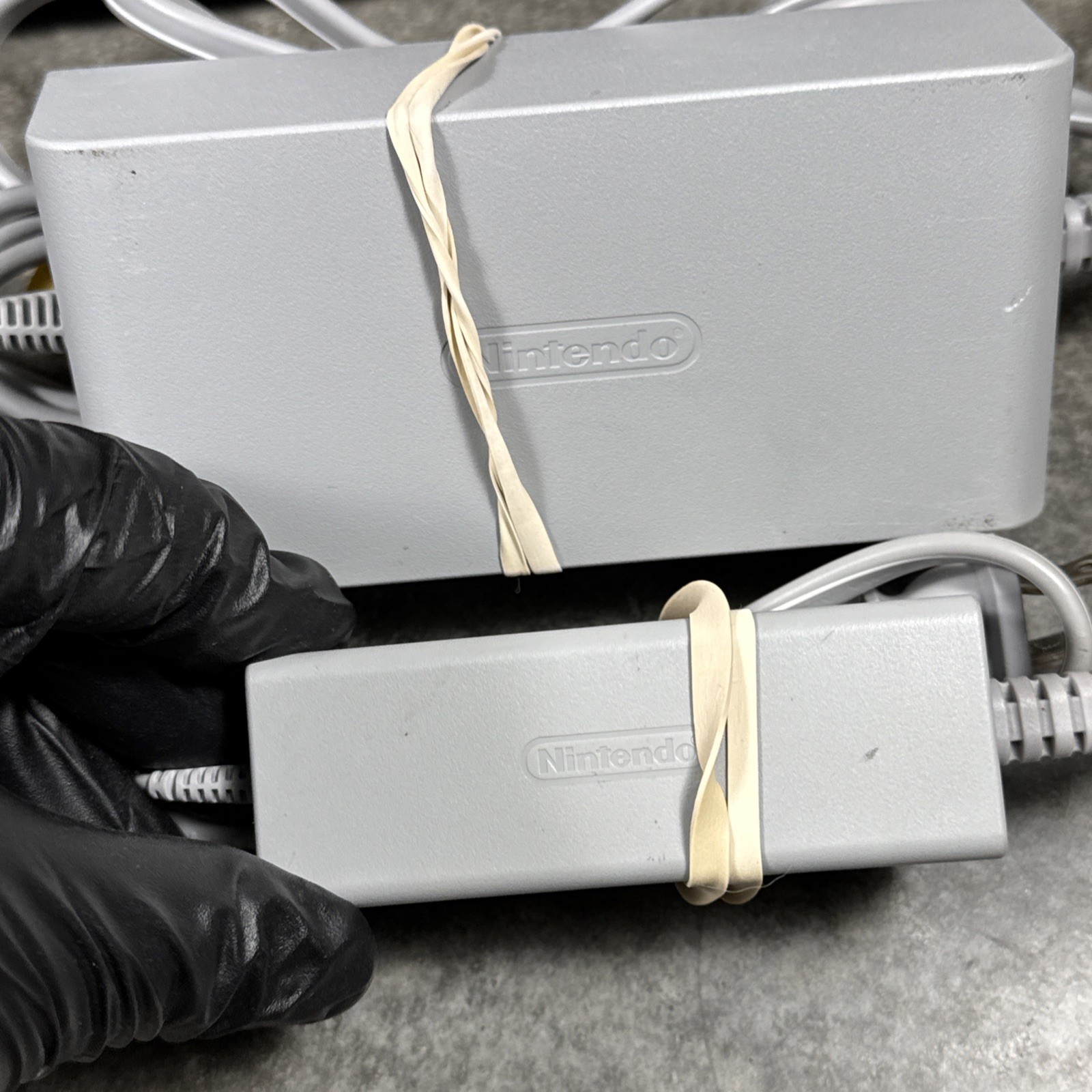 Nintendo Wii U 32GB Console (WUP-101) Gamepad Bundle + OEM Cables Tested Working
