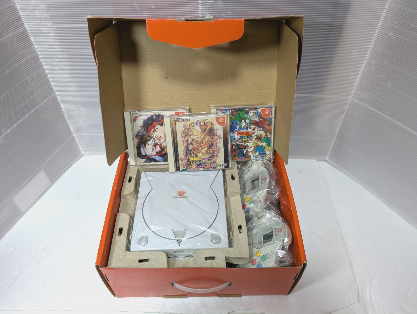 SEGA Dreamcast Console 2 Controller Visual Memory Marvel vs Capcom 2 Japan