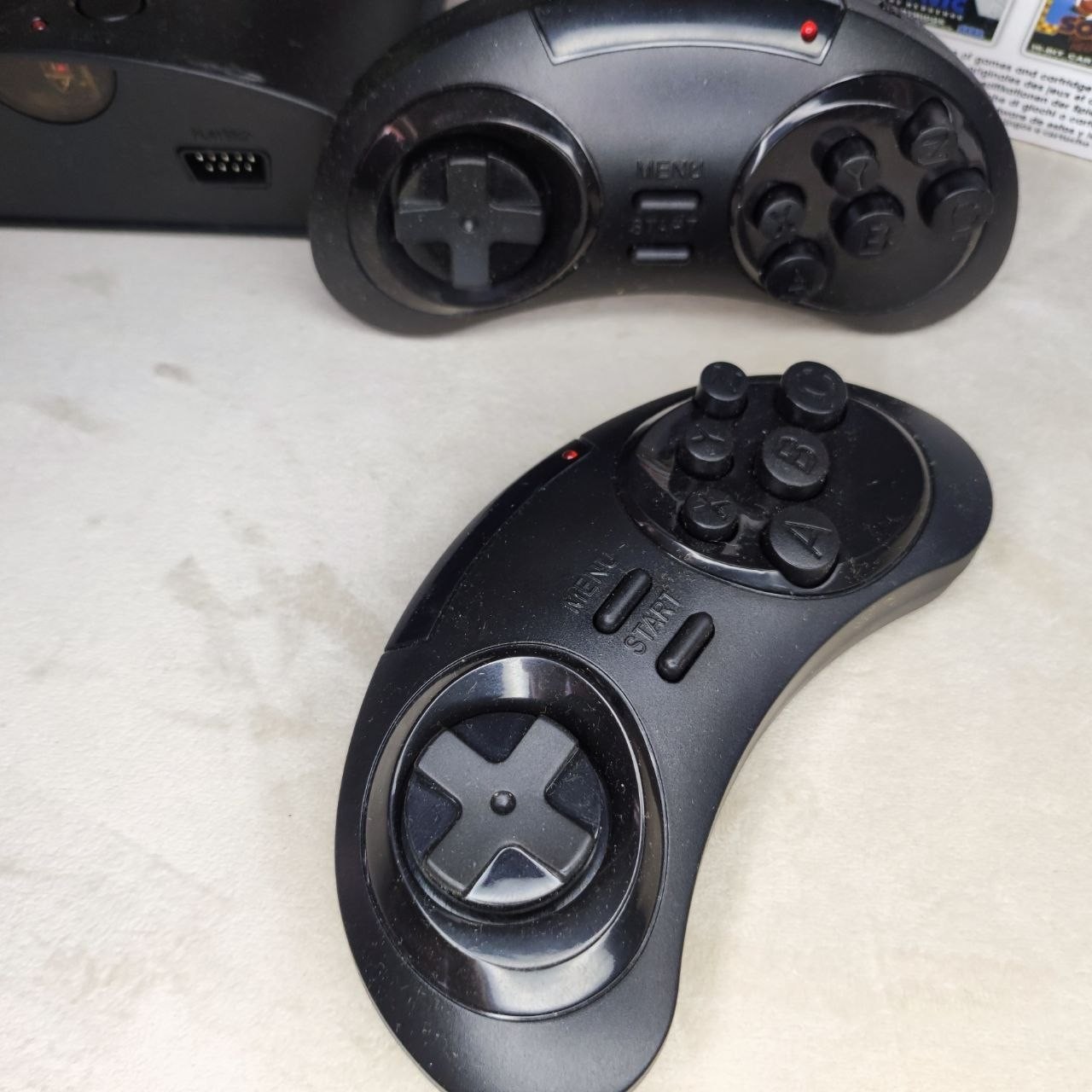 SEGA MEGA DRIVE Classic Game Console – COMPLETE
