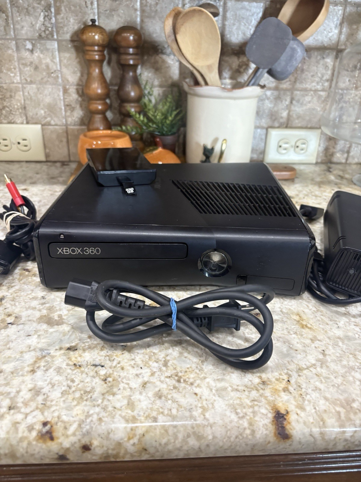 Xbox 360 Slim 250GB Bundle with – Tested & Working Good Condition Black