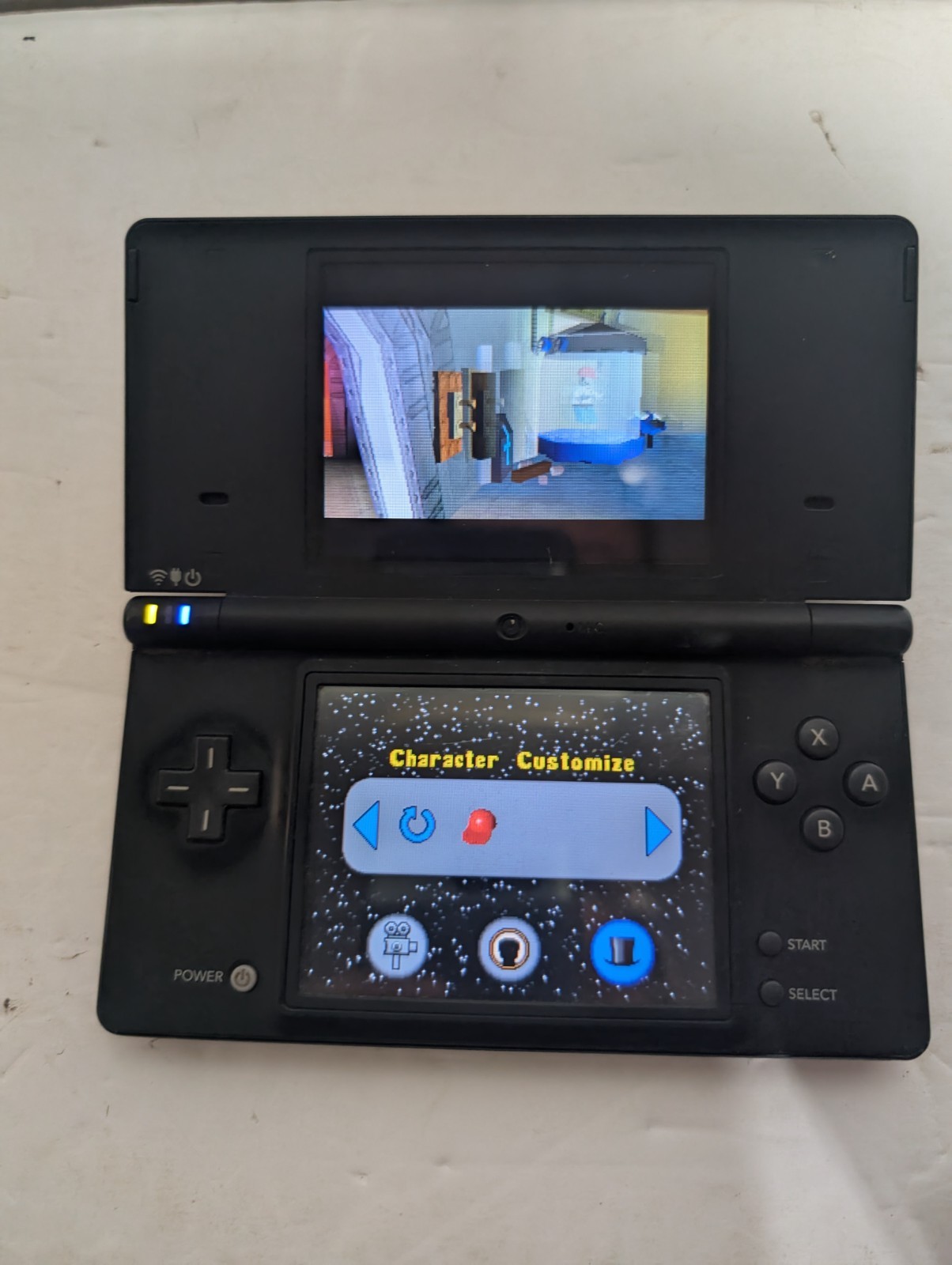 Nintendo DSi Black Console + Charger + Stylus + LEGO Star Wars II–Tested Working
