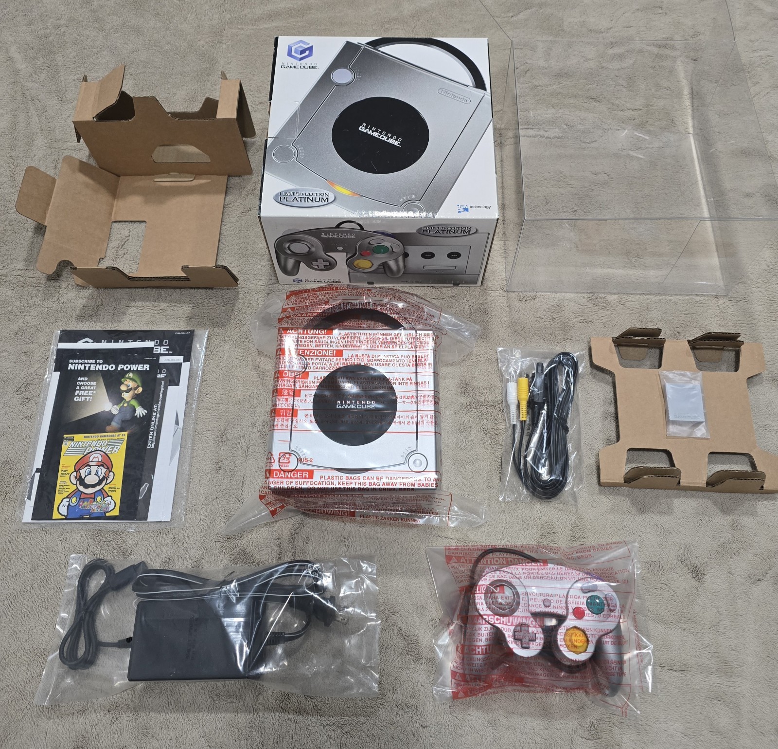 Nintendo Gamecube Limited Edition Platinum Complete in Box, MINTY, COLLECTIBLE
