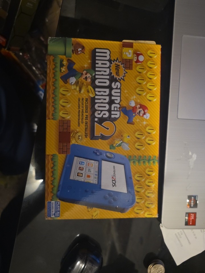 Nintendo 2DS Super Mario Bros. 2 Console Bundle – Electric Blue – B12