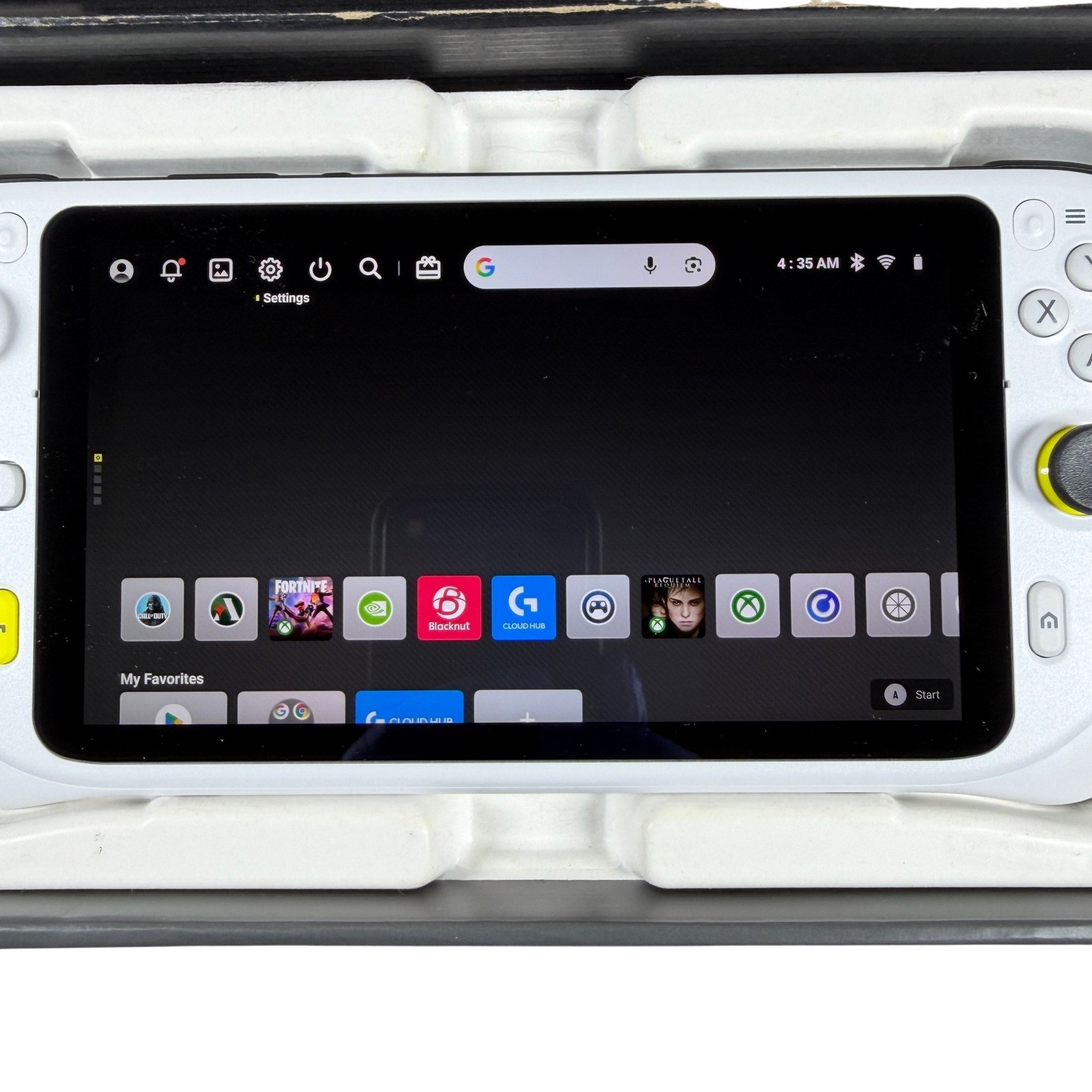 Logitech G Cloud Gaming Handheld Console GR0006 White 64GB Android WiFi 7″ 1080p