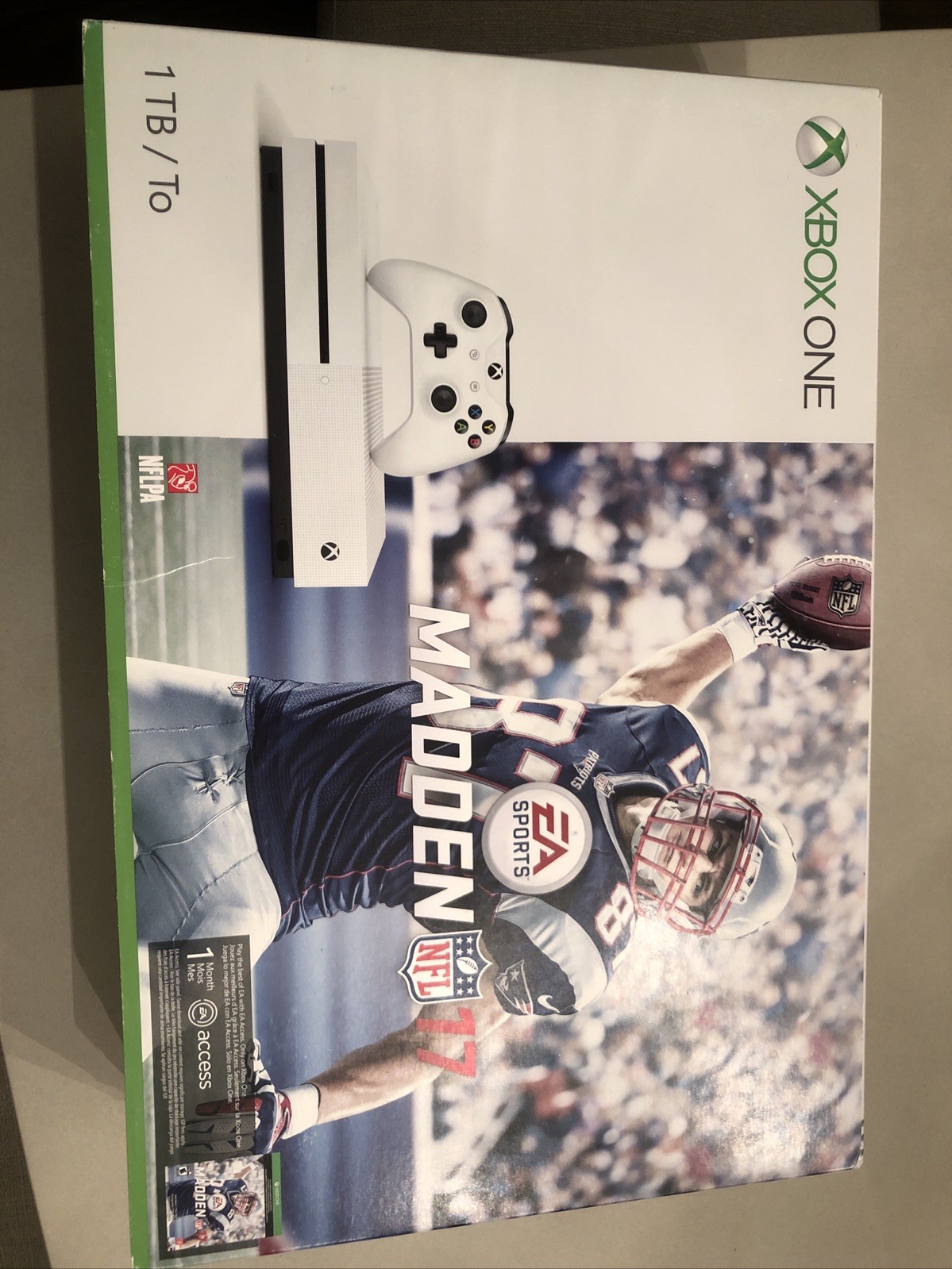 Xbox One S 1TB Console – Madden NFL 17 Bundle