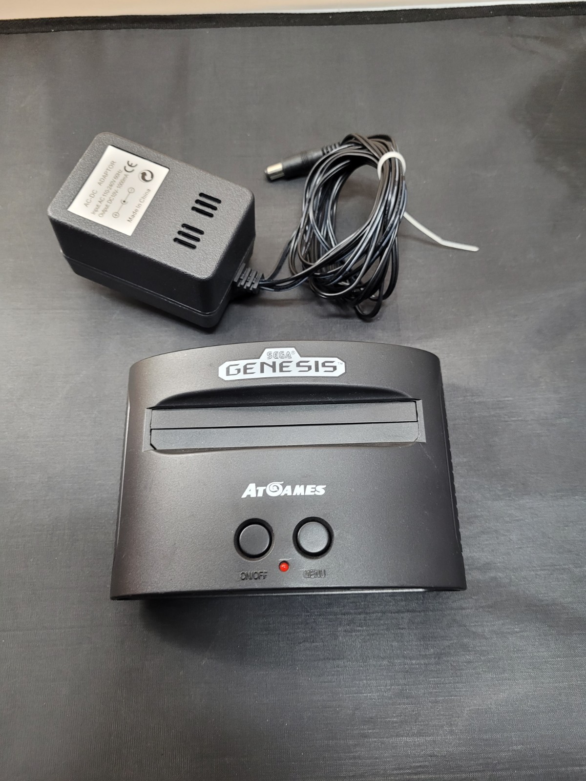 AtGames Sega Genesis Classic Game Mini Console 80 Built-in Games Complete TESTED