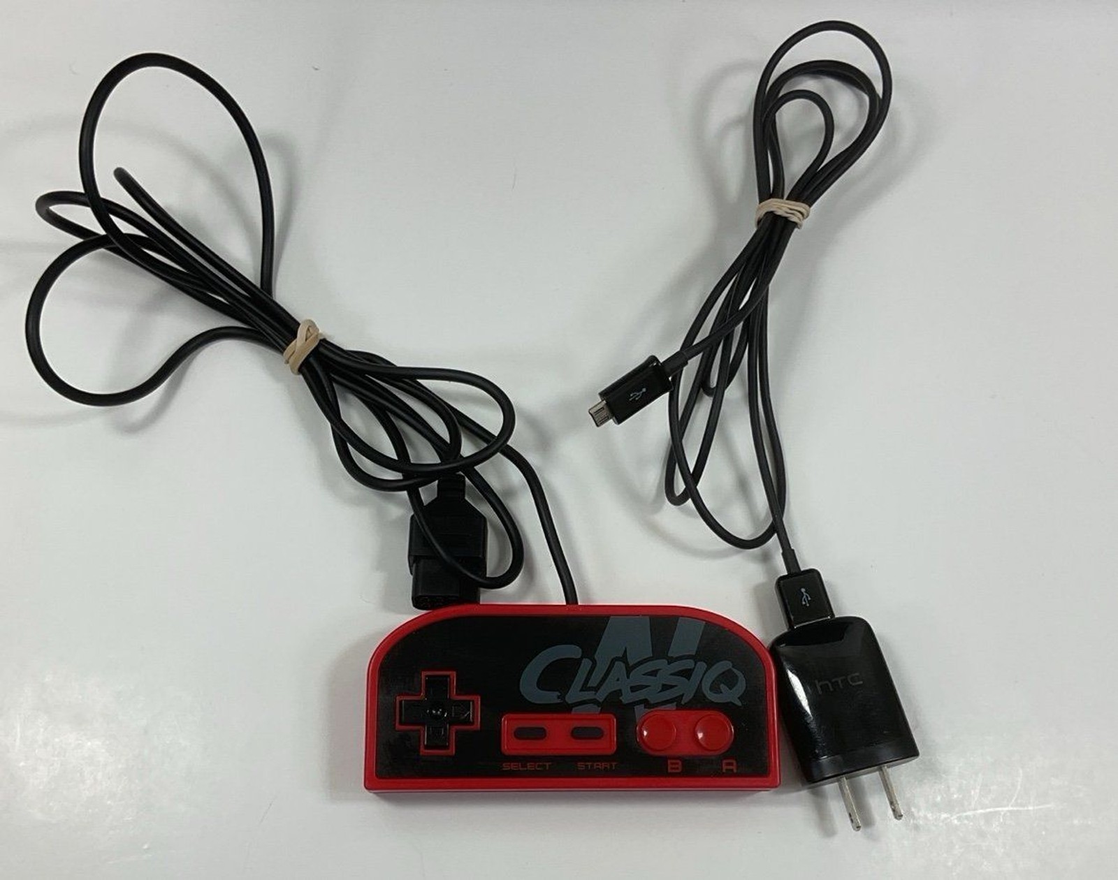Old Skool Classiq N NES Game Console with Controller & Cables (Tested)