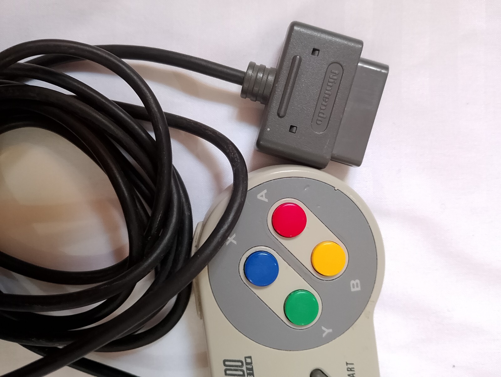 Super RARE Nintendo Entertainment System + Original Cables, Controller + 1 Game