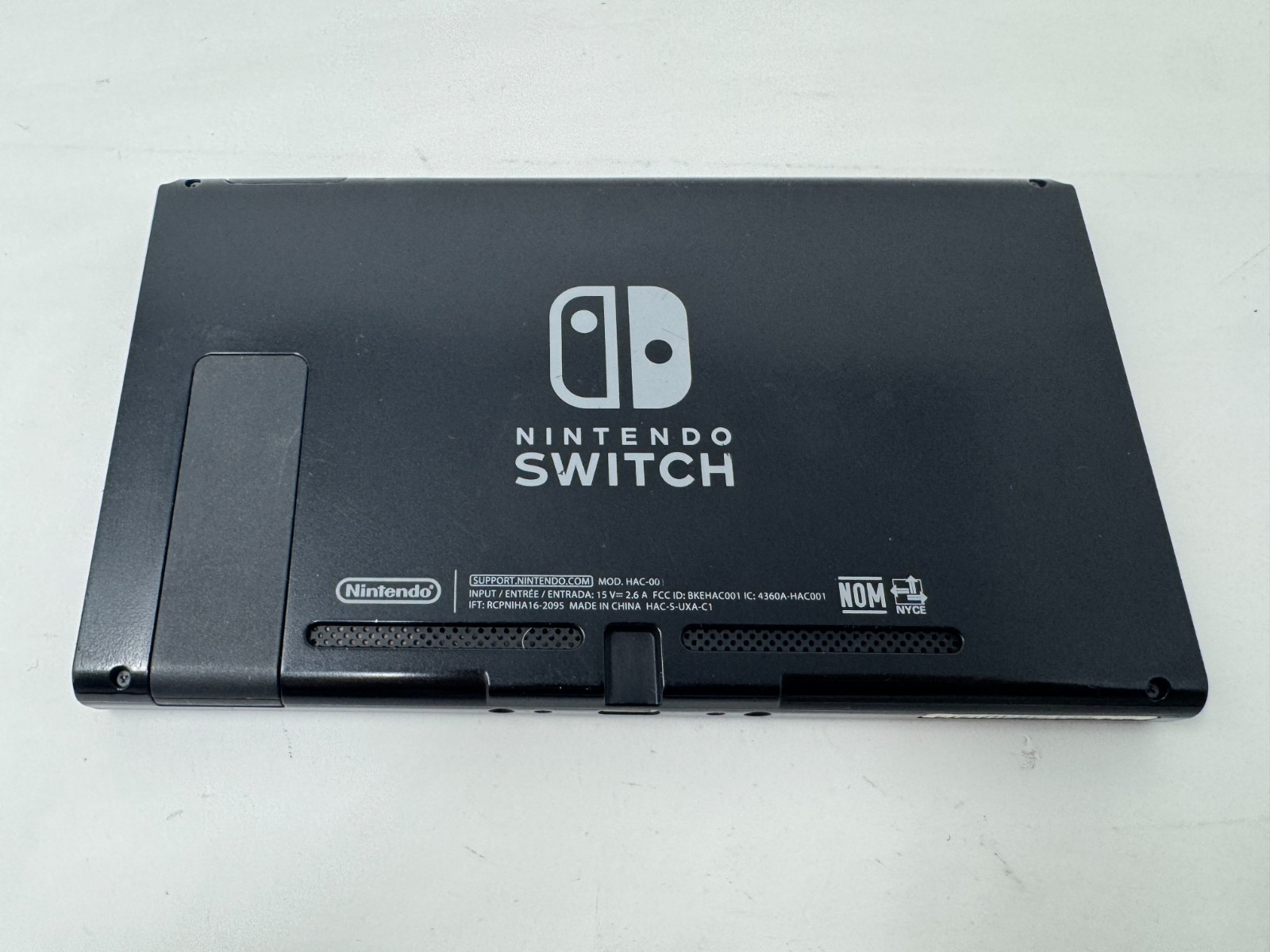 🔥 Nintendo Switch 32GB Console HAC-001 – Console Only